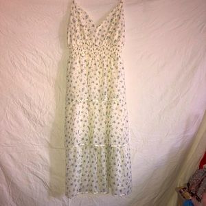 Floral spring maxi by And Now This size XL